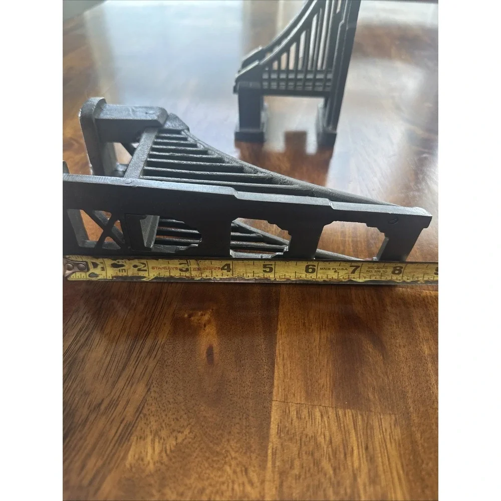 Restoration Hardware NYC Brooklyn Bridge Pair of Cast Iron Bookends Book Ends